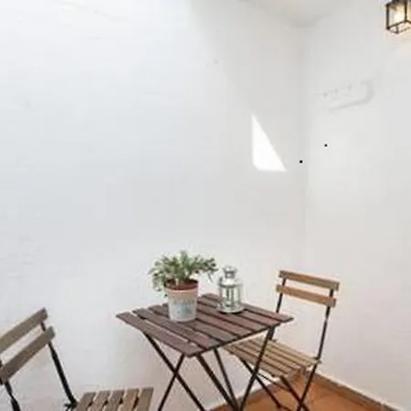 Acogedor Apartamento Con Terraza En Apartment