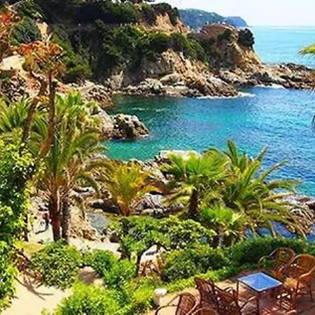 Acogedor Apartamento Con Terraza En Blanes